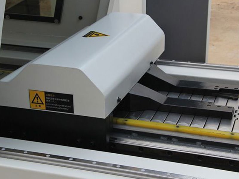 High speed busbar positioning system